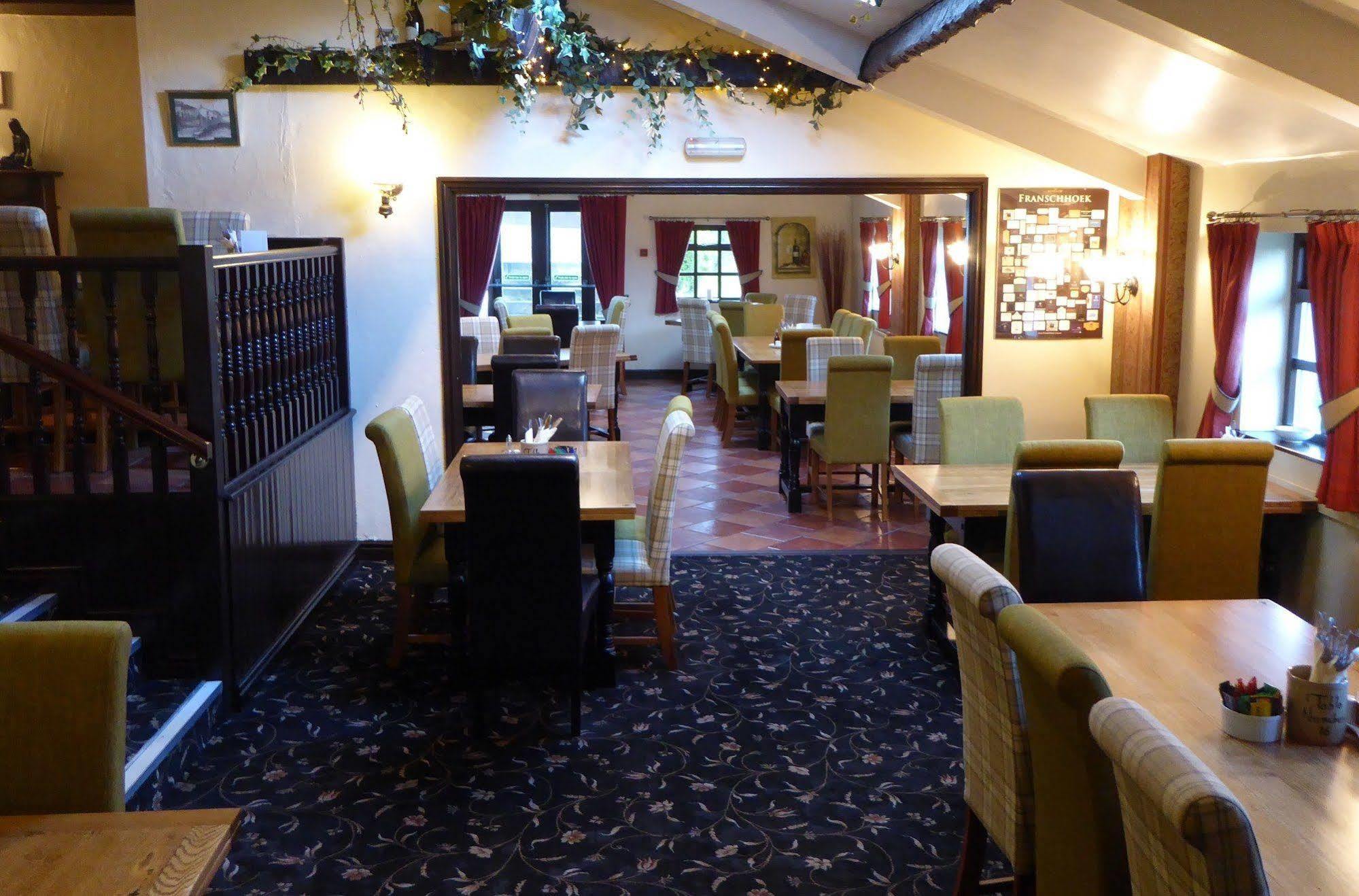The Old Ginn House Inn Great Clifton Eksteriør billede